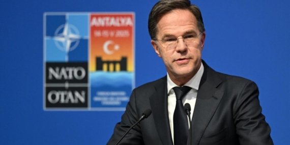 NATO-sefi-Mark-Rutte-Gronland-geriliminin-ortasinda-ittifagin-sonu-iddialarini.jpg