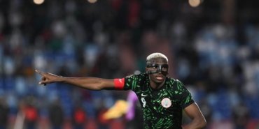 Nijerya-AFCON-yari-finalinde-yer-ayirtirken-Osimhen-rekor-rekoru-konusmasini.jpg