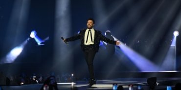 Tarkan-yaklasik-7-yil-sonra-biletleri-tukenen-konser-serisiyle-Istanbul.jpg