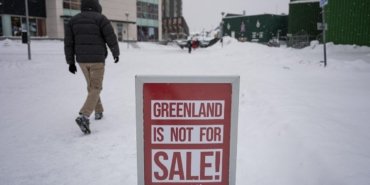 Trump-ABDnin-Gronlandi-almak-icin-guc-kullanip-kullanmayacagini-soylemeyi-reddediyor.jpg
