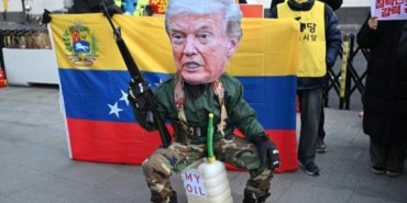 Trump-CEOnun-yatirim-yapilmaz-yorumu-nedeniyle-Exxonu-Venezuela-petrol-hucumundan.jpg