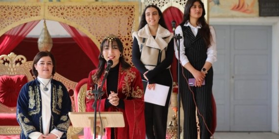 Tunuslu-ogrenciler-Turk-Kultur-Gununde-Turkce-becerilerini-sergilediler.jpg